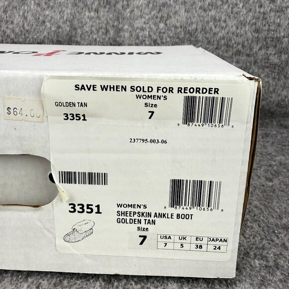 ✅Women's 7 Minnetonka Sheepskin Ankle Boot Golden Tan Slippers 3351 Moccasins - Picture 2 of 14